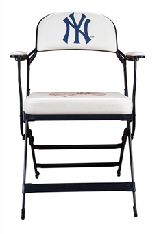 2007 Roger Clemens Game Used New York Yankees Clubhouse Chair (Yankees-Steiner)